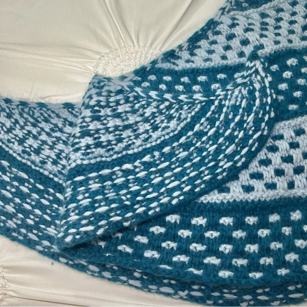 NWT Juniper Moon Alisa Wrap Extra Fin Merino Wool Angora Beatrix Shawl Scarf